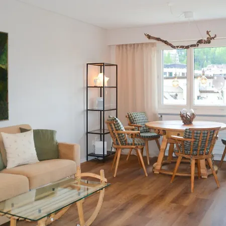 Swissme - Neu-seeblick-balkon-parkplatz-nahe Bergbahn St. Moritz